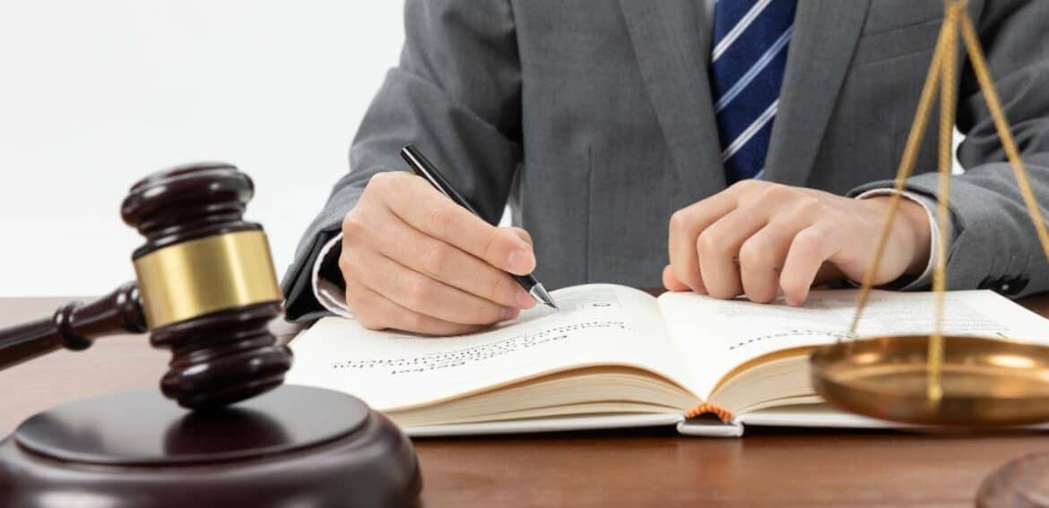 Lawyer service